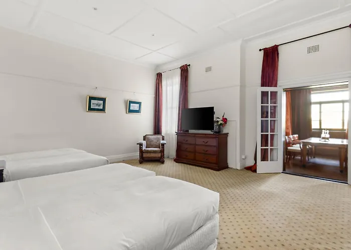 The Robertson Hotel